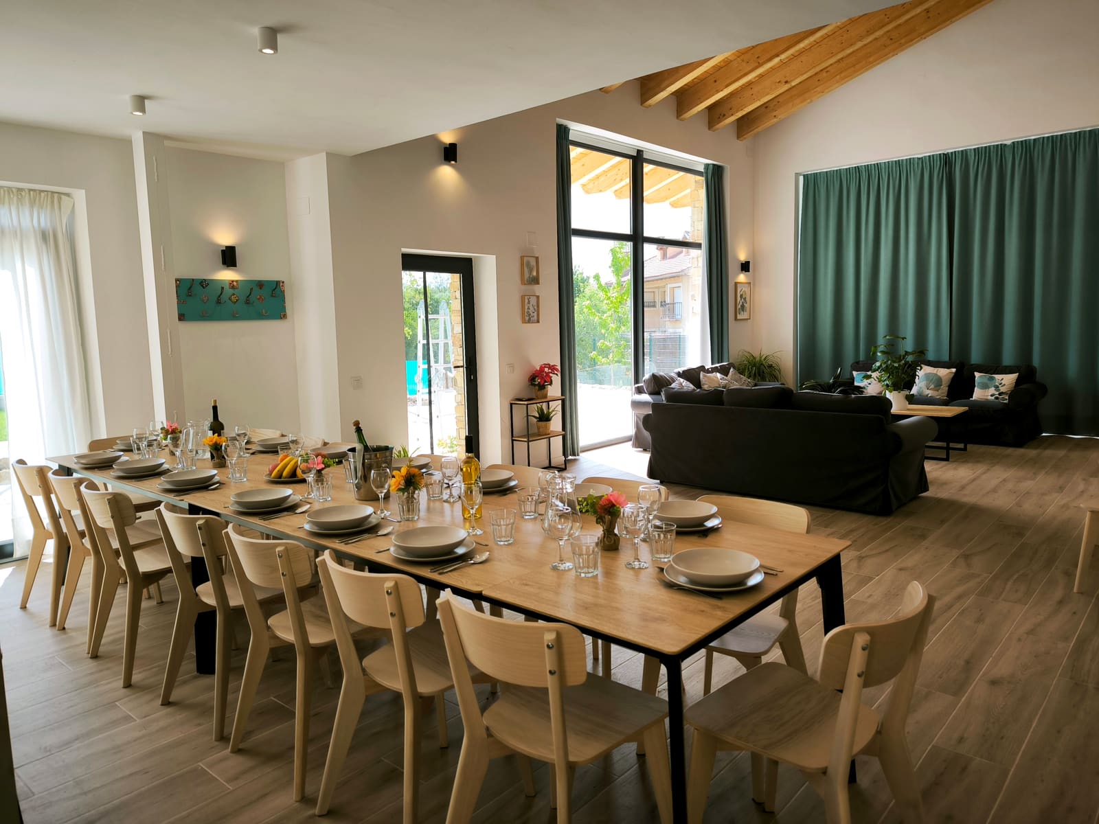 Salón — casa rural La Huertona de Castroserna (Segovia)